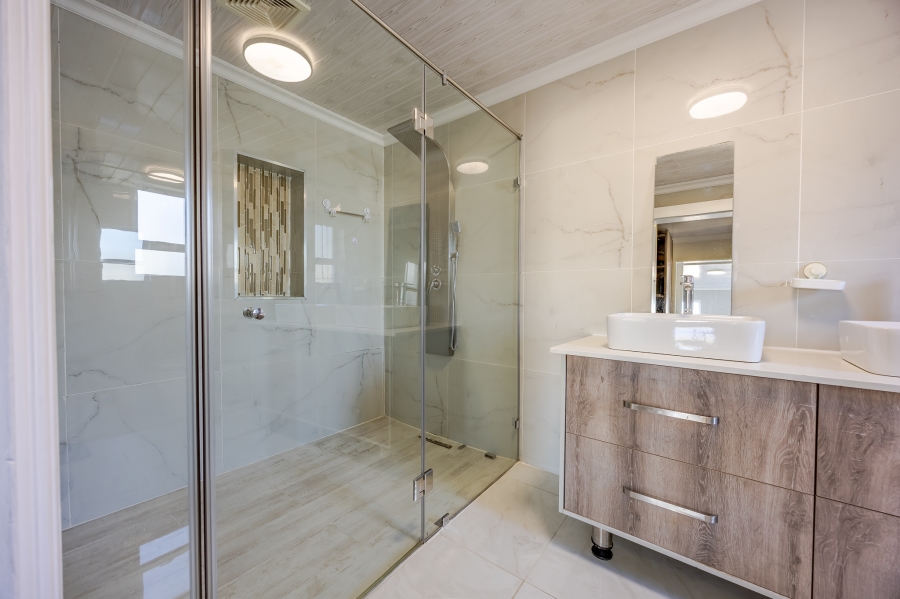 4 Bedroom Property for Sale in Bothasig Western Cape
